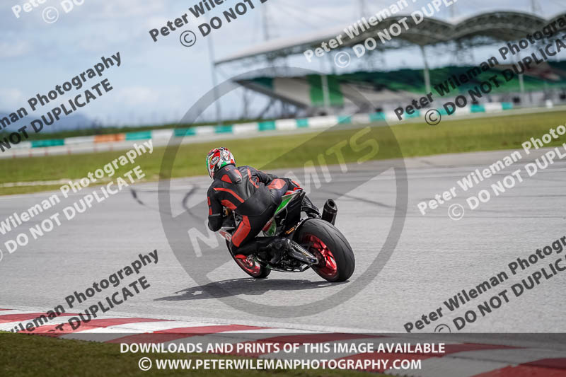 Sepang;event digital images;motorbikes;no limits;peter wileman photography;trackday;trackday digital images
